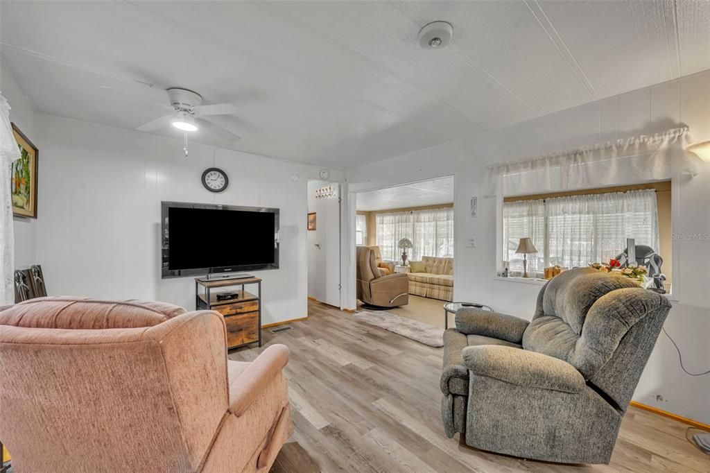 En Venta: $79,900 (2 camas, 1 baños, 882 Pies cuadrados)