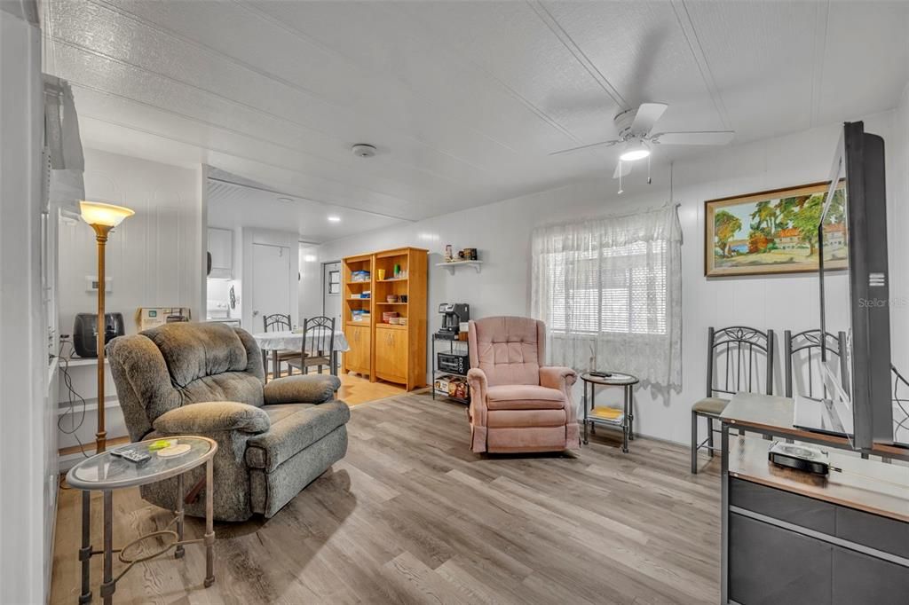 En Venta: $79,900 (2 camas, 1 baños, 882 Pies cuadrados)