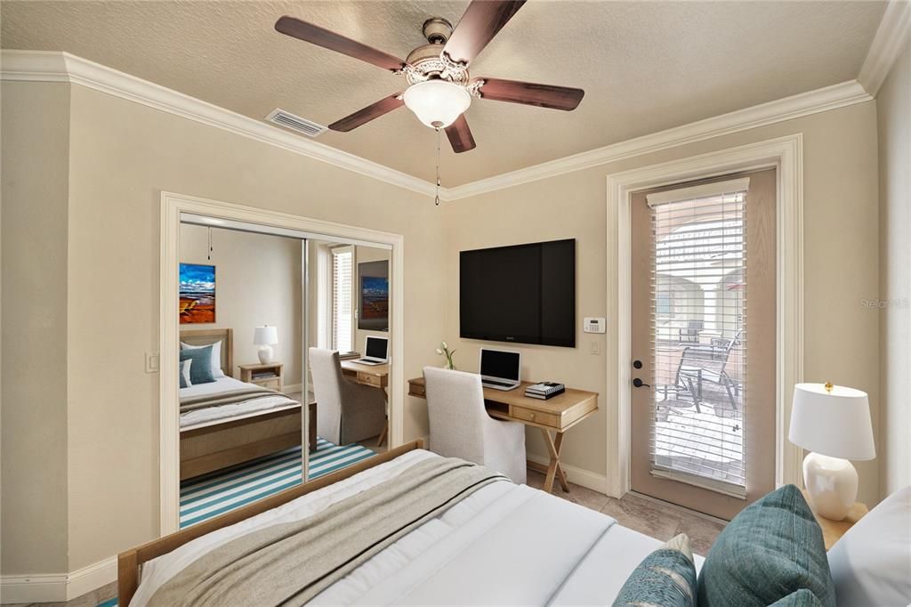 En Venta: $699,000 (4 camas, 2 baños, 2704 Pies cuadrados)