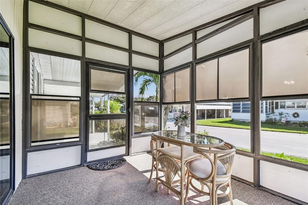 En Venta: $179,000 (2 camas, 2 baños, 864 Pies cuadrados)