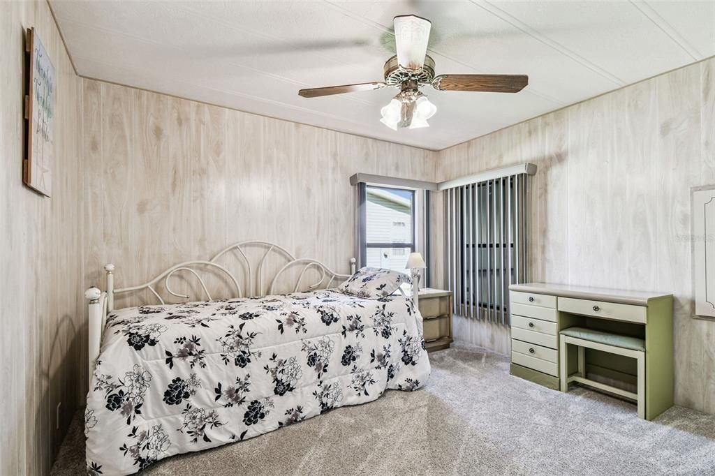 En Venta: $179,000 (2 camas, 2 baños, 864 Pies cuadrados)