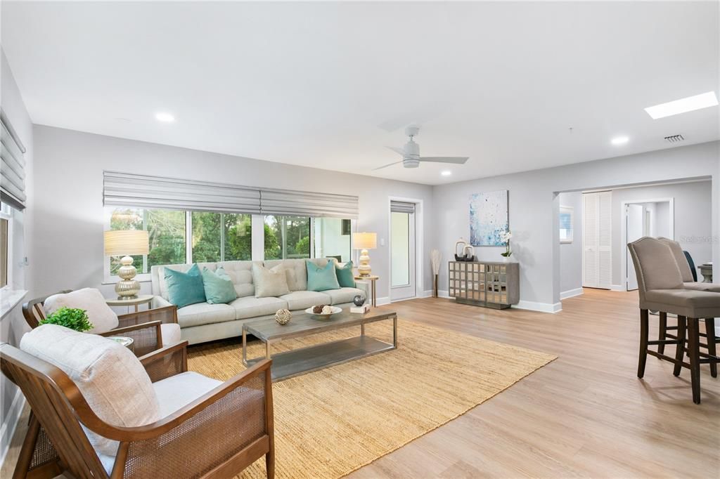 待售: $1,295,000 (4 贝兹, 3 浴室, 2326 平方英尺)