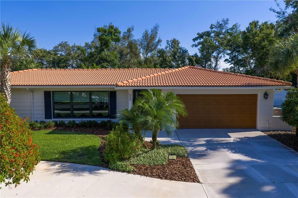 待售: $1,295,000 (4 贝兹, 3 浴室, 2326 平方英尺)