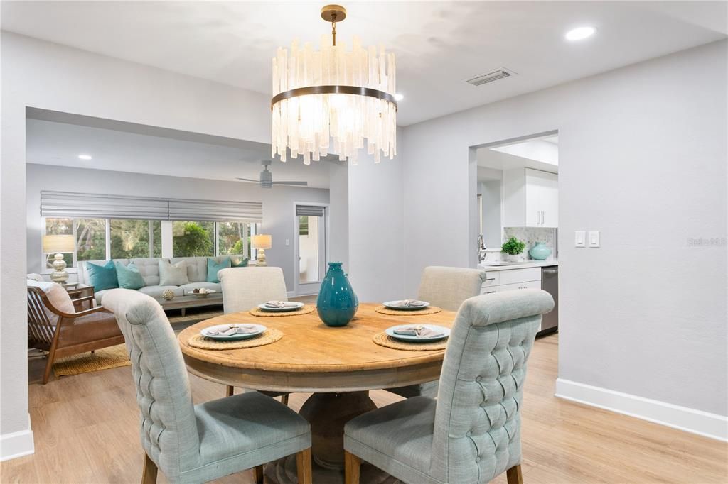 待售: $1,295,000 (4 贝兹, 3 浴室, 2326 平方英尺)