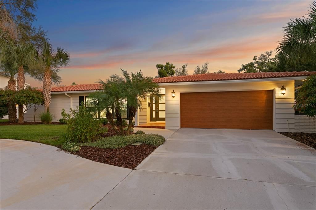 待售: $1,295,000 (4 贝兹, 3 浴室, 2326 平方英尺)