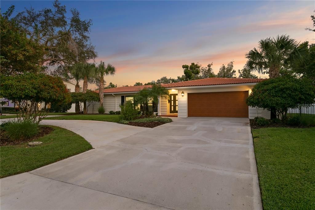 待售: $1,295,000 (4 贝兹, 3 浴室, 2326 平方英尺)