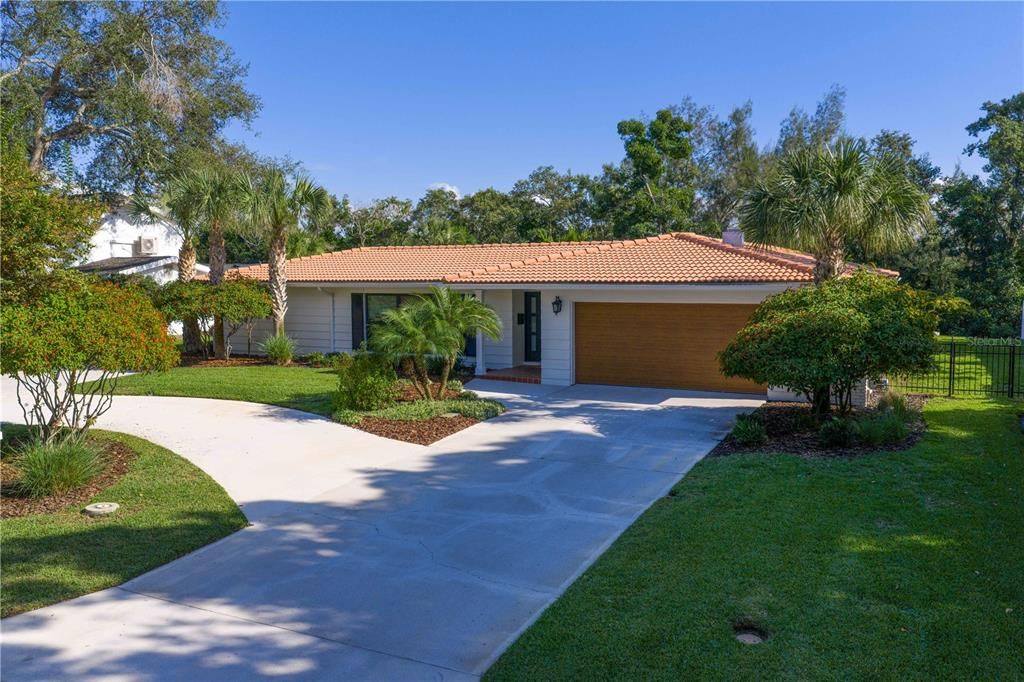 待售: $1,295,000 (4 贝兹, 3 浴室, 2326 平方英尺)