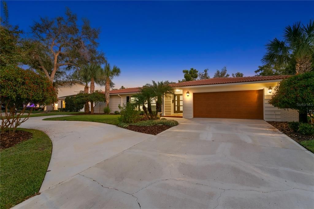 待售: $1,295,000 (4 贝兹, 3 浴室, 2326 平方英尺)