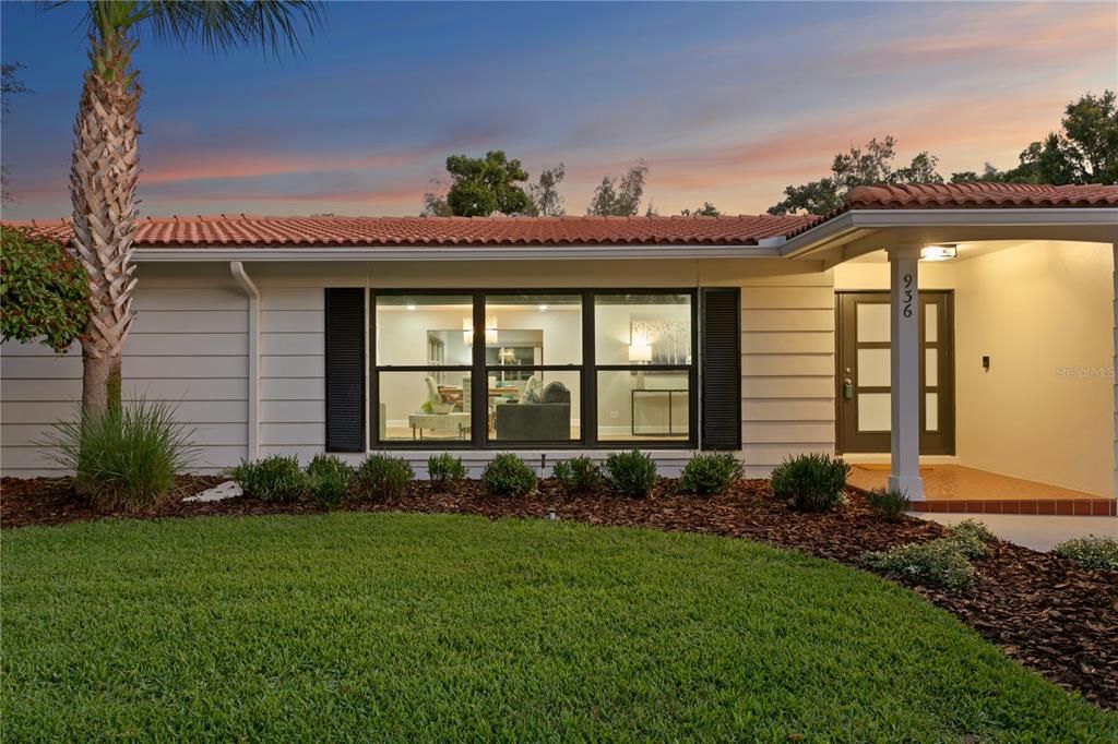 待售: $1,295,000 (4 贝兹, 3 浴室, 2326 平方英尺)