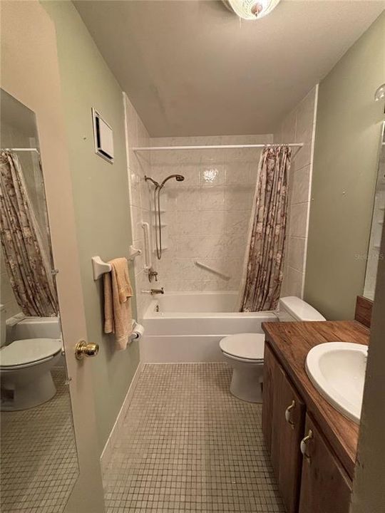 待售: $230,000 (2 贝兹, 2 浴室, 1050 平方英尺)