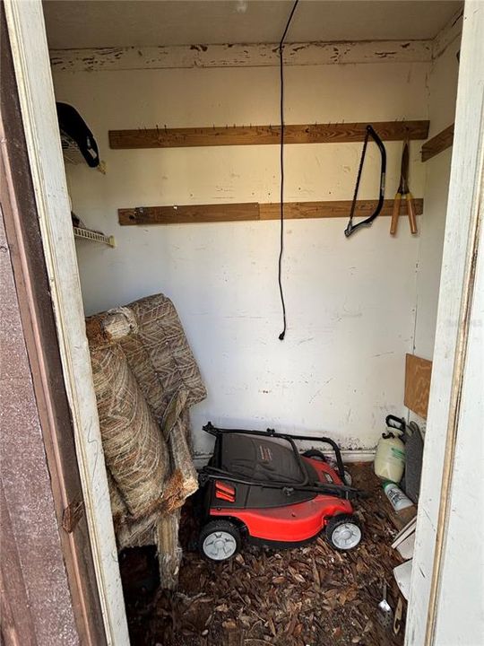 待售: $230,000 (2 贝兹, 2 浴室, 1050 平方英尺)