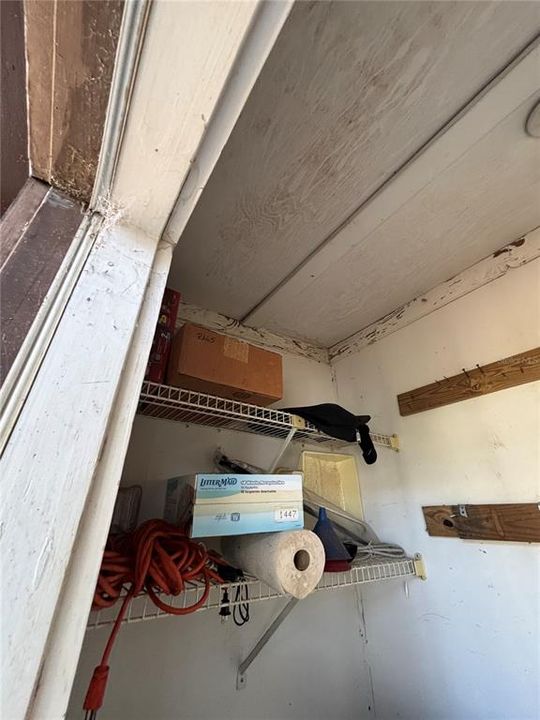 待售: $230,000 (2 贝兹, 2 浴室, 1050 平方英尺)