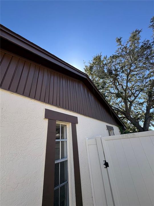 待售: $230,000 (2 贝兹, 2 浴室, 1050 平方英尺)