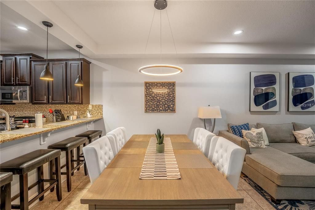 For Rent: $2,200 (3 beds, 2 baths, 1632 Square Feet)