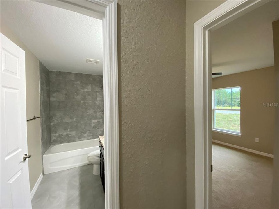 出租: $1,750 (3 贝兹, 2 浴室, 1555 平方英尺)