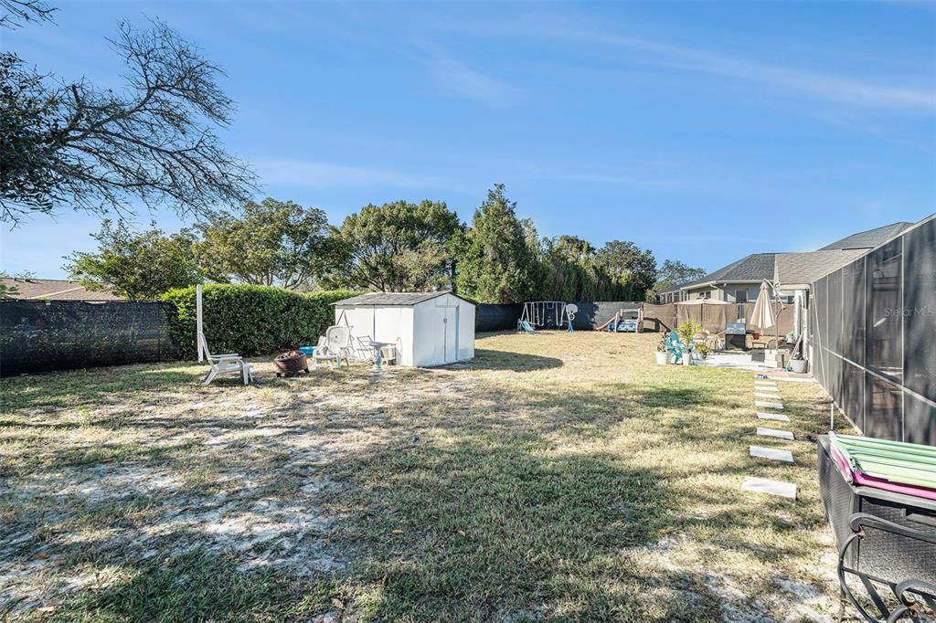 На продажу: $415,000 (3 спален, 2 ванн, 1933 Квадратных фут)