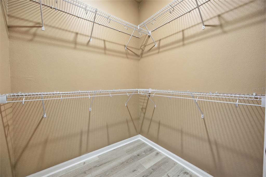 待售: $375,000 (3 贝兹, 2 浴室, 1820 平方英尺)