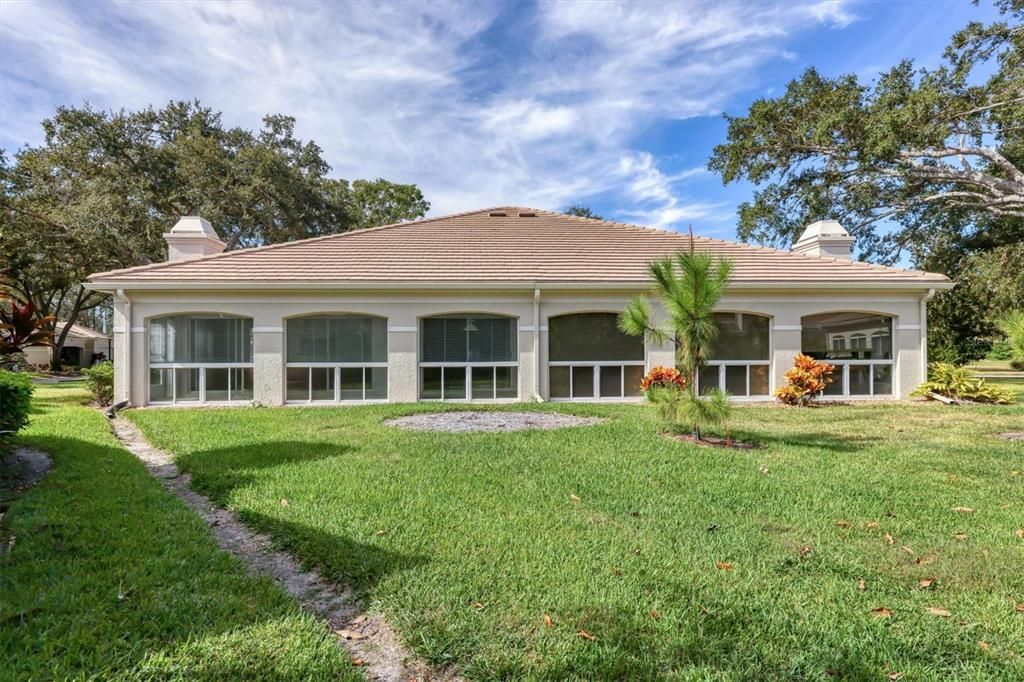 Active With Contract: $400,000 (3 beds, 2 baths, 1951 Square Feet)