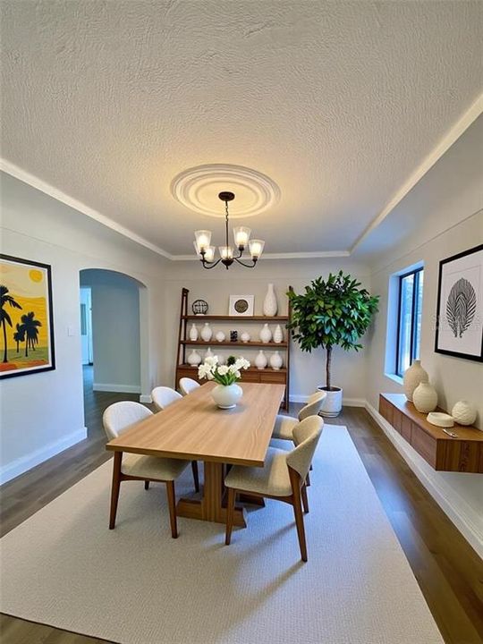 En Venta: $350,000 (3 camas, 2 baños, 2153 Pies cuadrados)