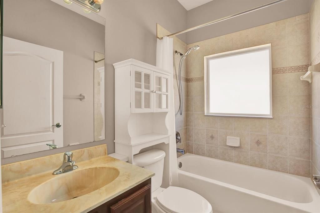 В аренду: $2,450 (3 спален, 2 ванн, 1576 Квадратных фут)