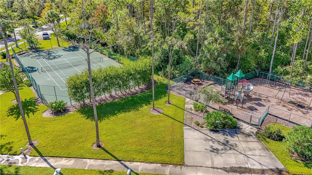 En Venta: $435,000 (4 camas, 2 baños, 2363 Pies cuadrados)