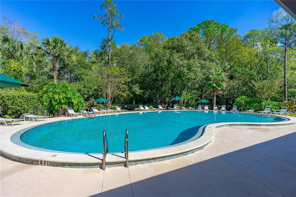 En Venta: $435,000 (4 camas, 2 baños, 2363 Pies cuadrados)