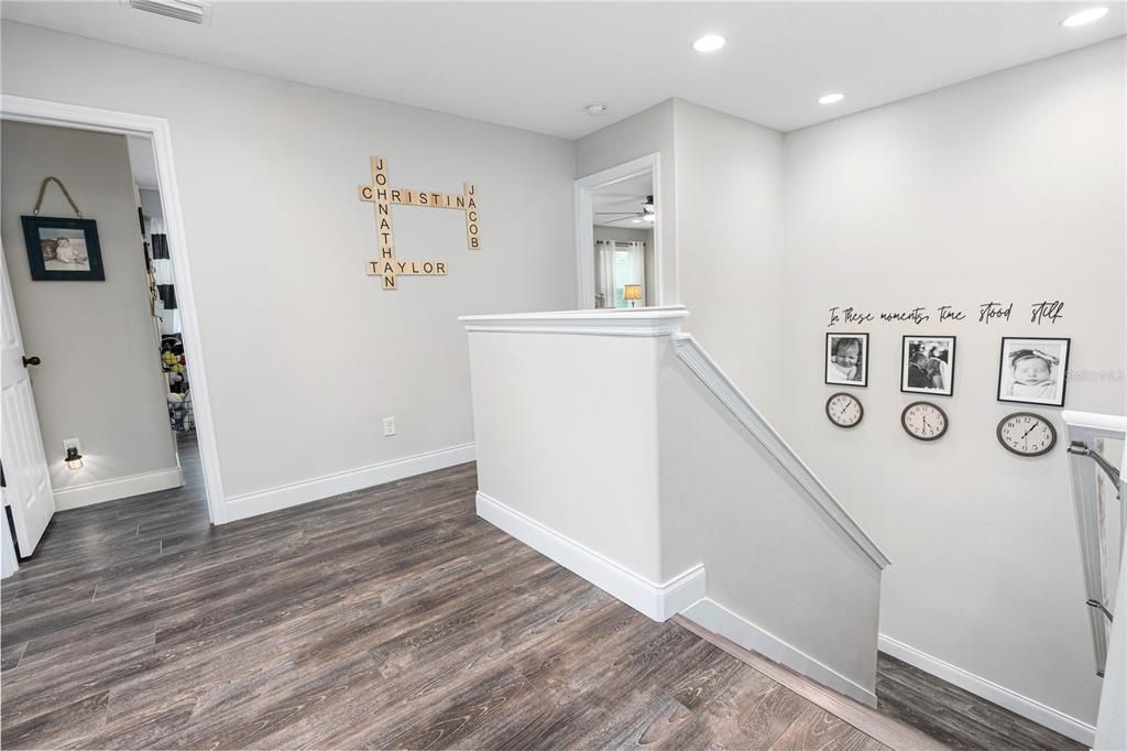 En Venta: $435,000 (4 camas, 2 baños, 2363 Pies cuadrados)