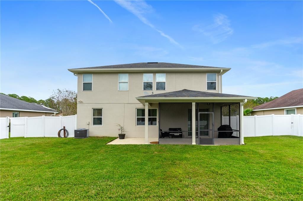 En Venta: $435,000 (4 camas, 2 baños, 2363 Pies cuadrados)