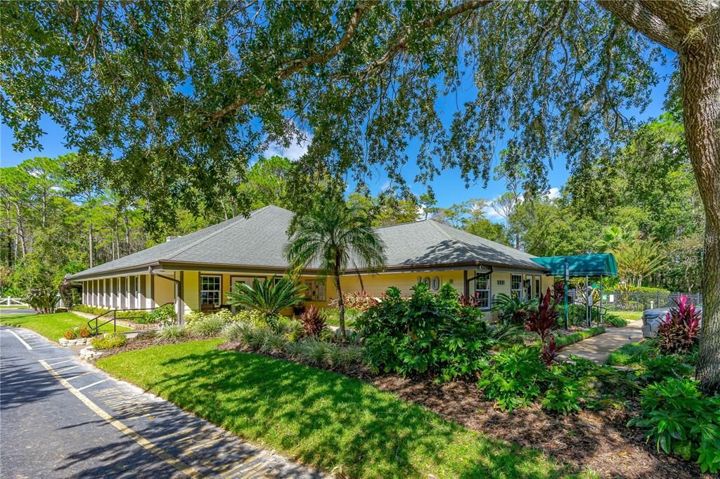 En Venta: $435,000 (4 camas, 2 baños, 2363 Pies cuadrados)