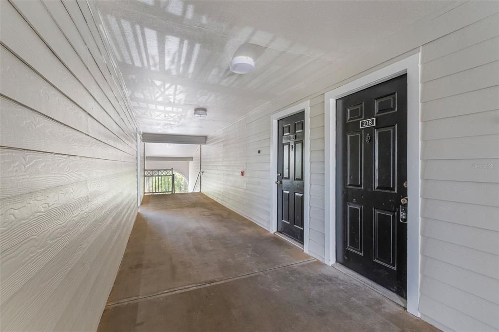 For Sale: $134,495 (1 beds, 1 baths, 650 Square Feet)