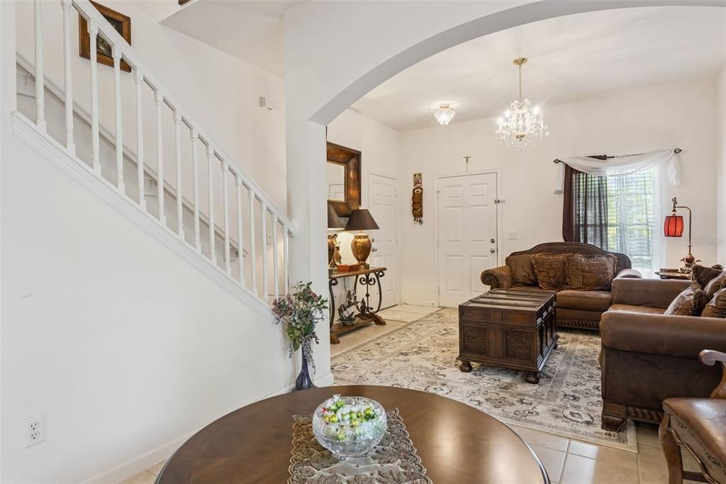 Active With Contract: $375,000 (5 beds, 3 baths, 1966 Square Feet)