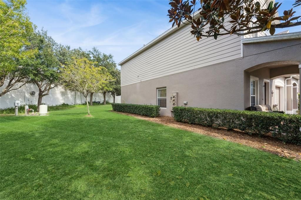 Active With Contract: $375,000 (5 beds, 3 baths, 1966 Square Feet)