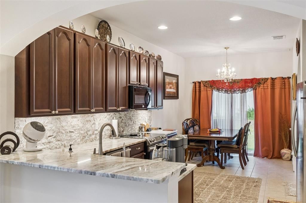 Active With Contract: $375,000 (5 beds, 3 baths, 1966 Square Feet)