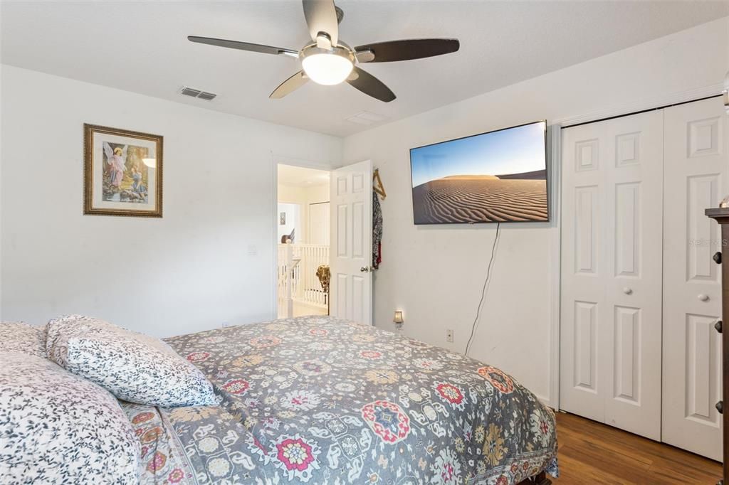 Active With Contract: $375,000 (5 beds, 3 baths, 1966 Square Feet)