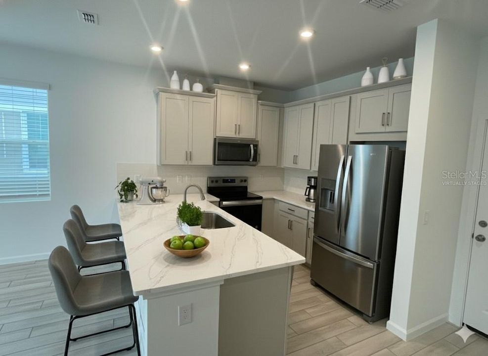 En Renta: $2,500 (4 camas, 2 baños, 1643 Pies cuadrados)