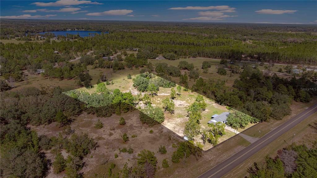 Под контрактом: $349,900 (3 спален, 2 ванн, 1196 Квадратных фут)