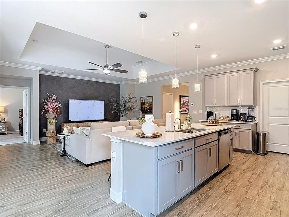 На продажу: $548,900 (3 спален, 3 ванн, 2173 Квадратных фут)