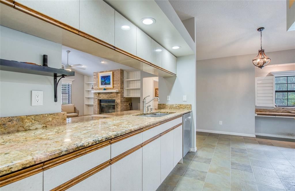 待售: $749,900 (3 贝兹, 2 浴室, 2146 平方英尺)