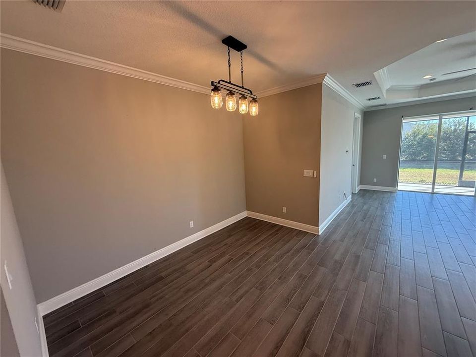 For Sale: $363,000 (3 beds, 2 baths, 1859 Square Feet)