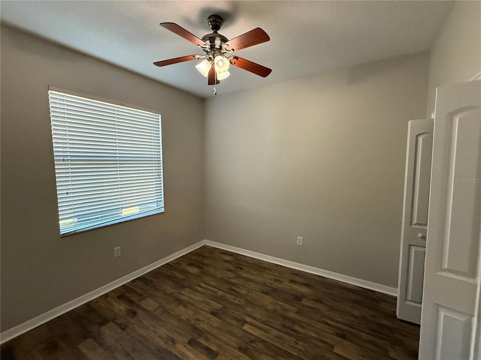 For Rent: $2,030 (3 beds, 2 baths, 1885 Square Feet)