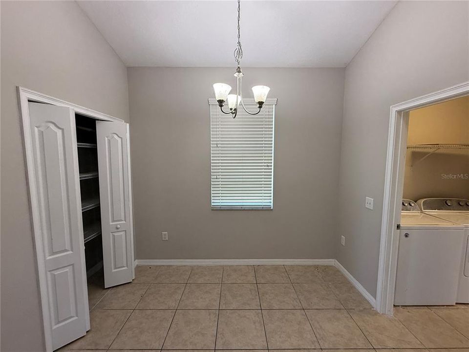 For Rent: $2,030 (3 beds, 2 baths, 1885 Square Feet)