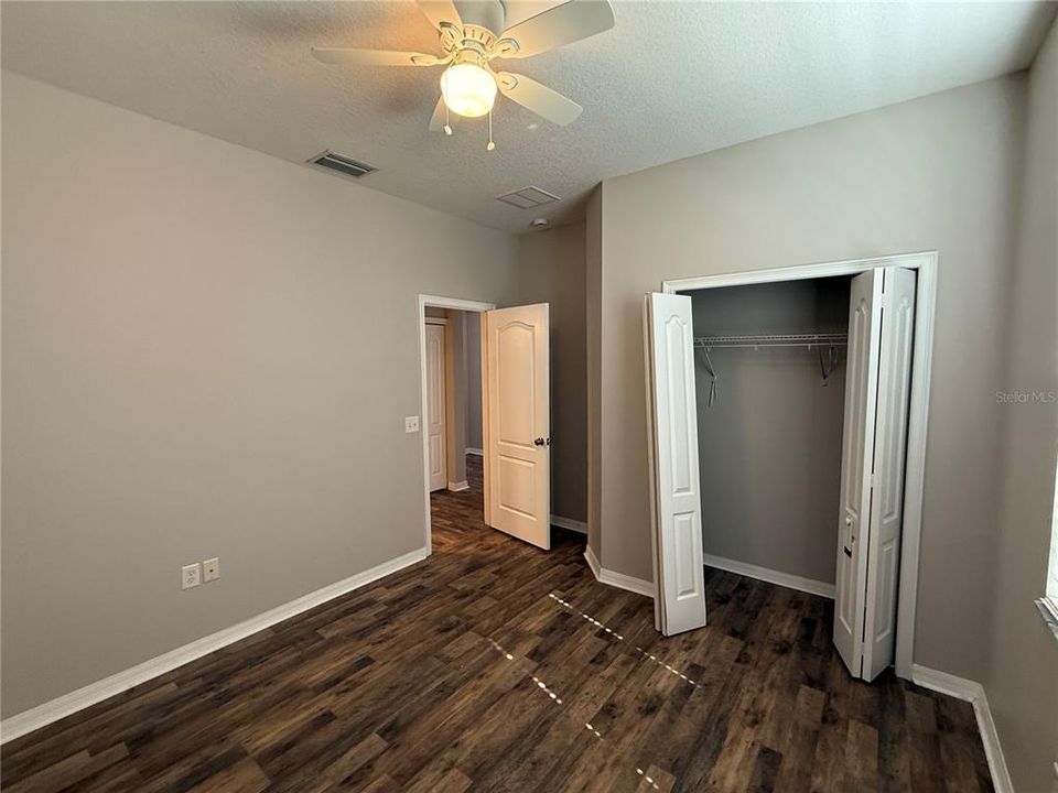 For Rent: $2,030 (3 beds, 2 baths, 1885 Square Feet)