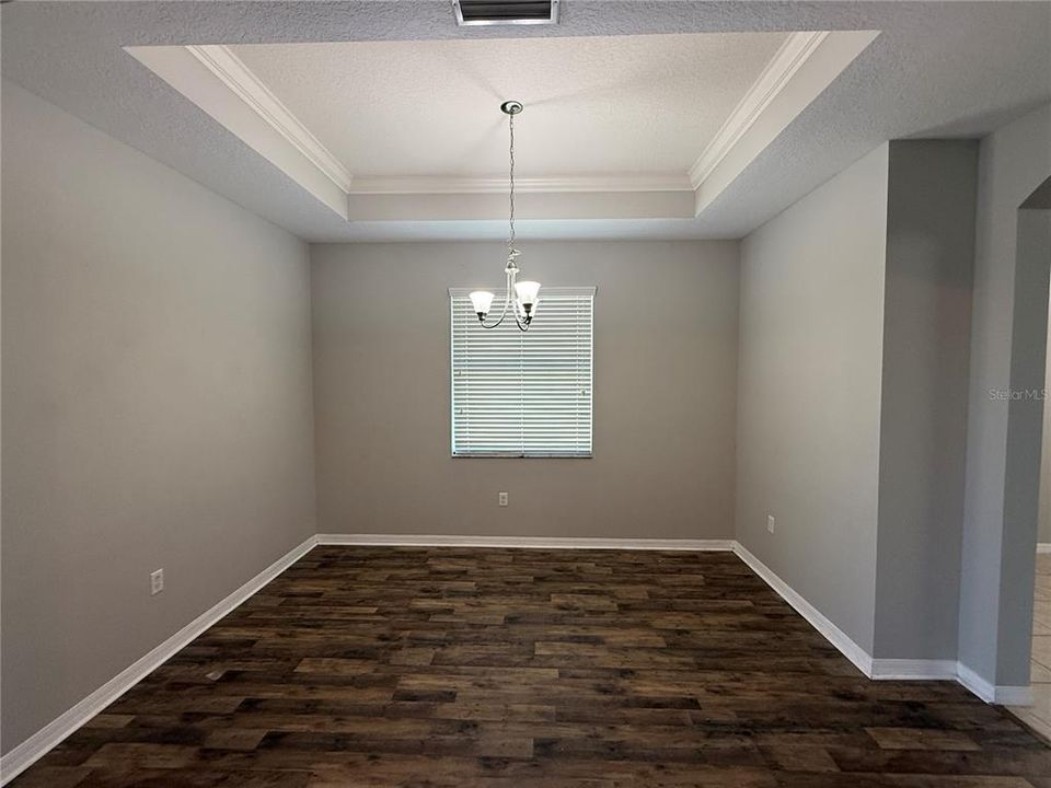 For Rent: $2,030 (3 beds, 2 baths, 1885 Square Feet)