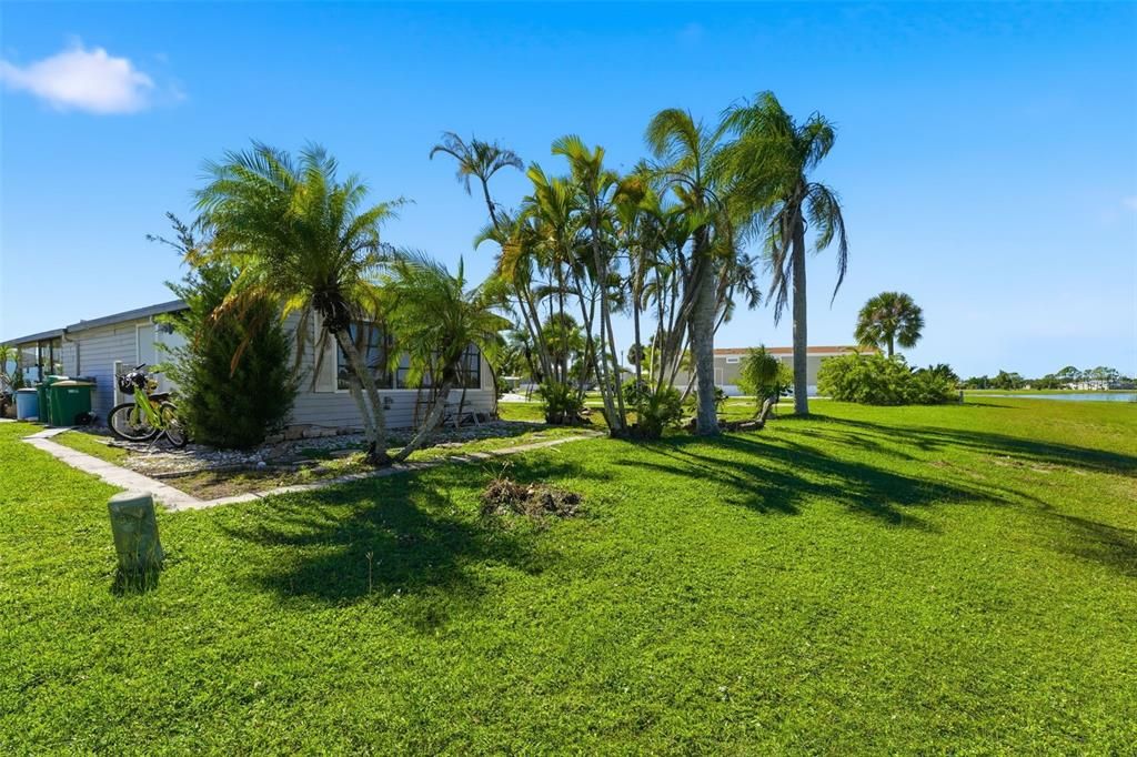 For Sale: $239,900 (3 beds, 2 baths, 1176 Square Feet)