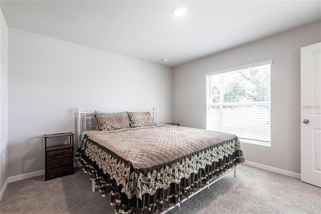 For Rent: $1,950 (3 beds, 2 baths, 1389 Square Feet)