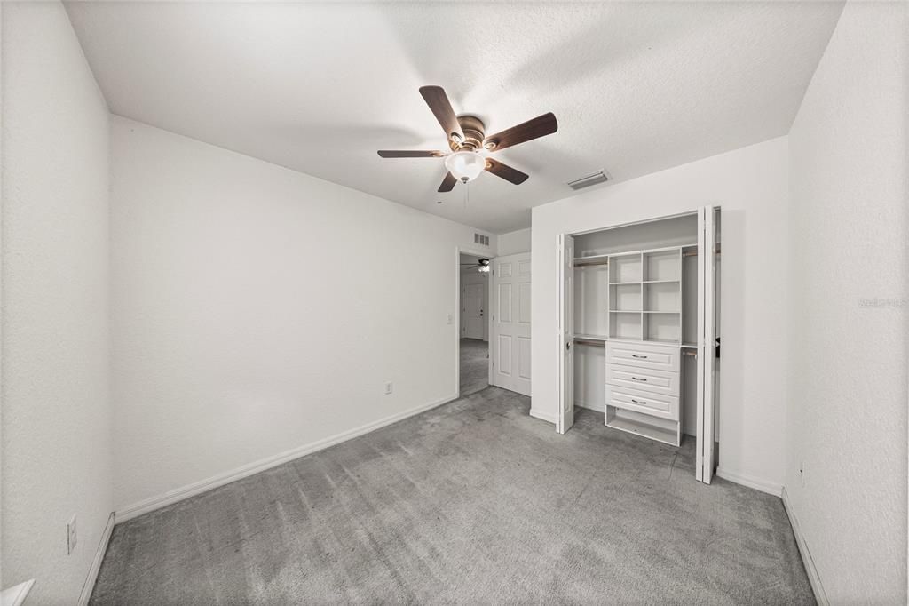 Active With Contract: $210,000 (3 beds, 2 baths, 1014 Square Feet)