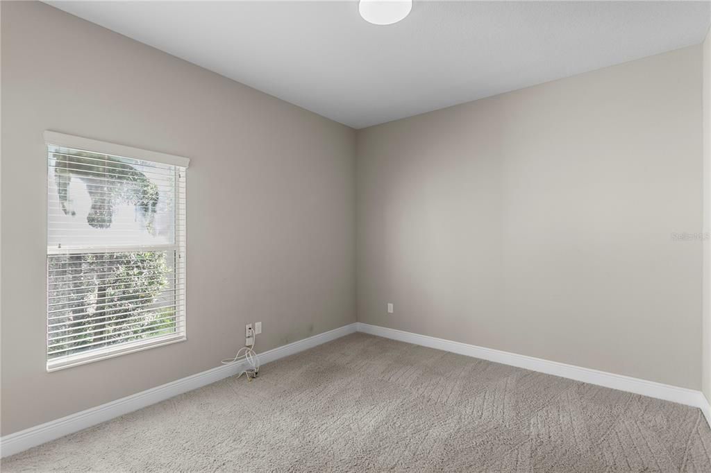 For Sale: $639,000 (5 beds, 3 baths, 3484 Square Feet)