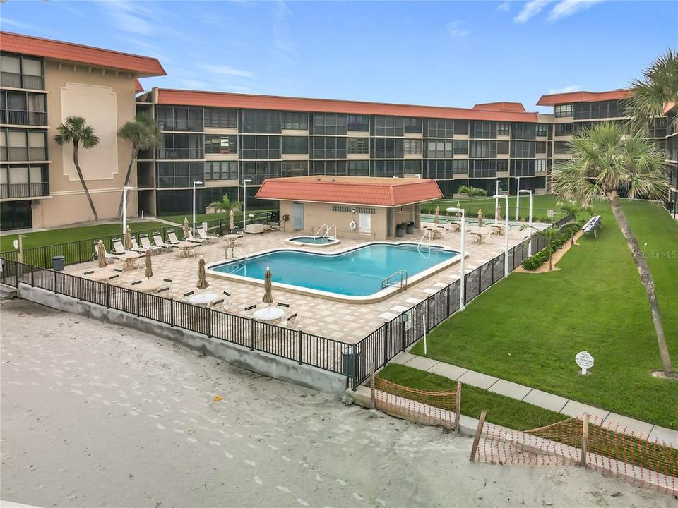 For Rent: $2,800 (2 beds, 2 baths, 1103 Square Feet)