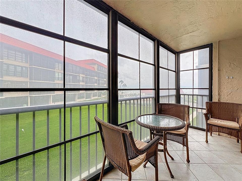 For Rent: $2,800 (2 beds, 2 baths, 1103 Square Feet)