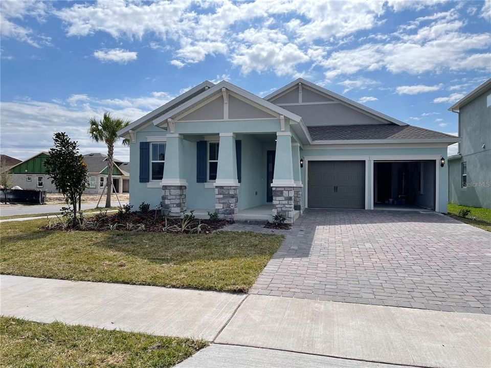 For Rent: $3,200 (4 beds, 3 baths, 2240 Square Feet)